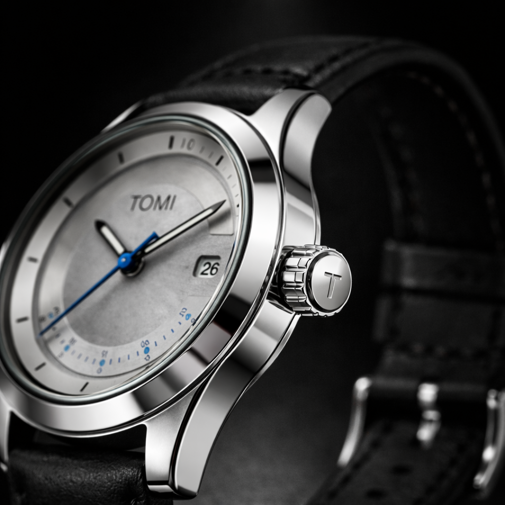 TOMI Silver Tech Edition – Minimalist Metallic Dial Watch